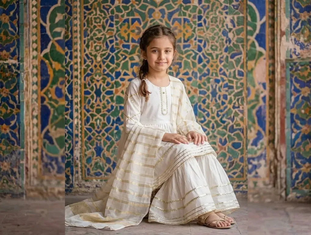 Girls White Embroidered Lawn Kurta Set 3 Pcs